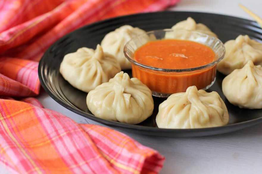 Momos